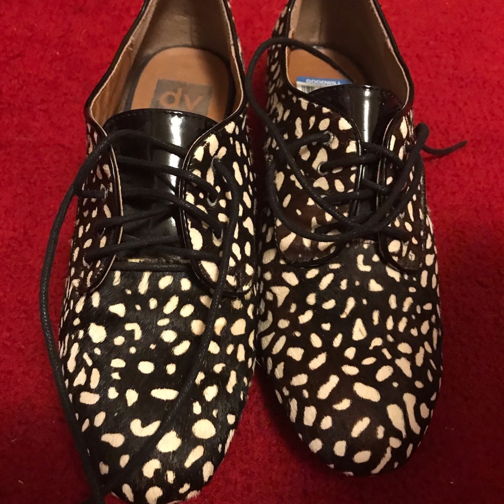 Dolce Vita black and white speckled shoes . Size 7